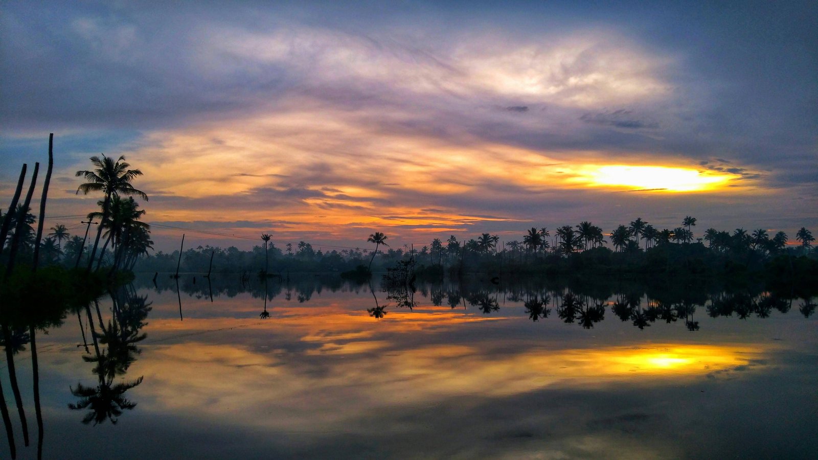 best houseboat tours in Alappuzha Alleppey explore Kerala's backwaters