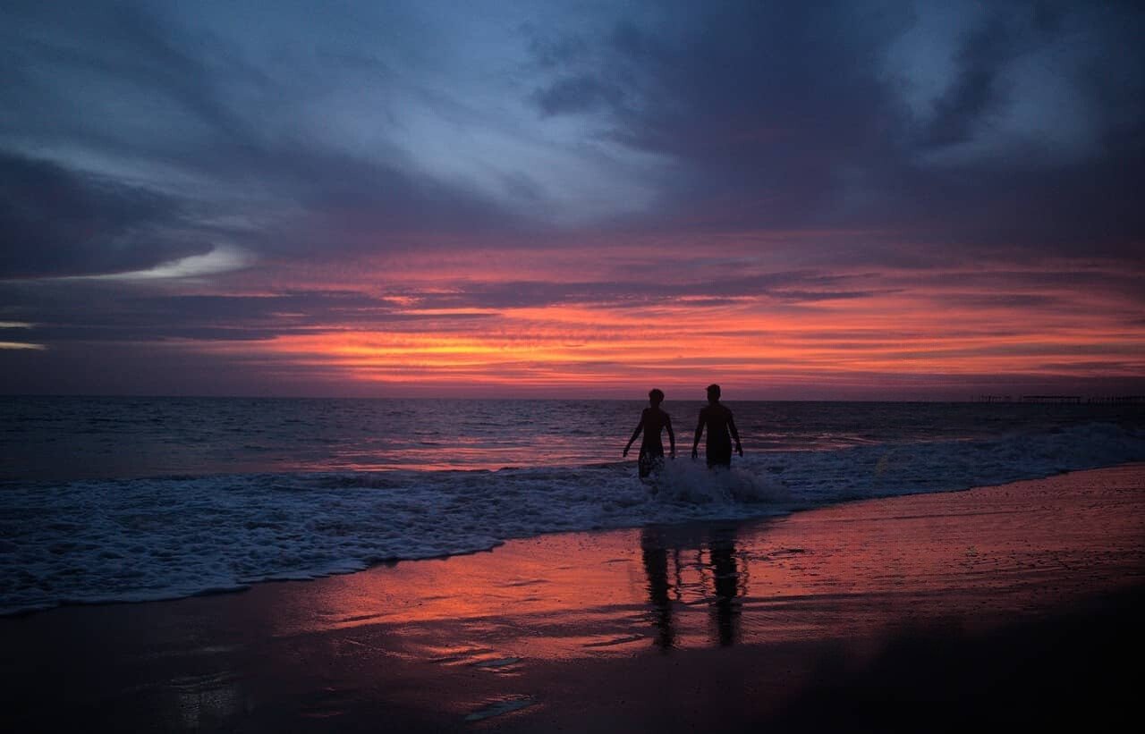 sunset silhouettes alappuzha alleppey beach kerala